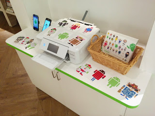 オリジナルの Android のキャラクターをステッカーを示す画像。