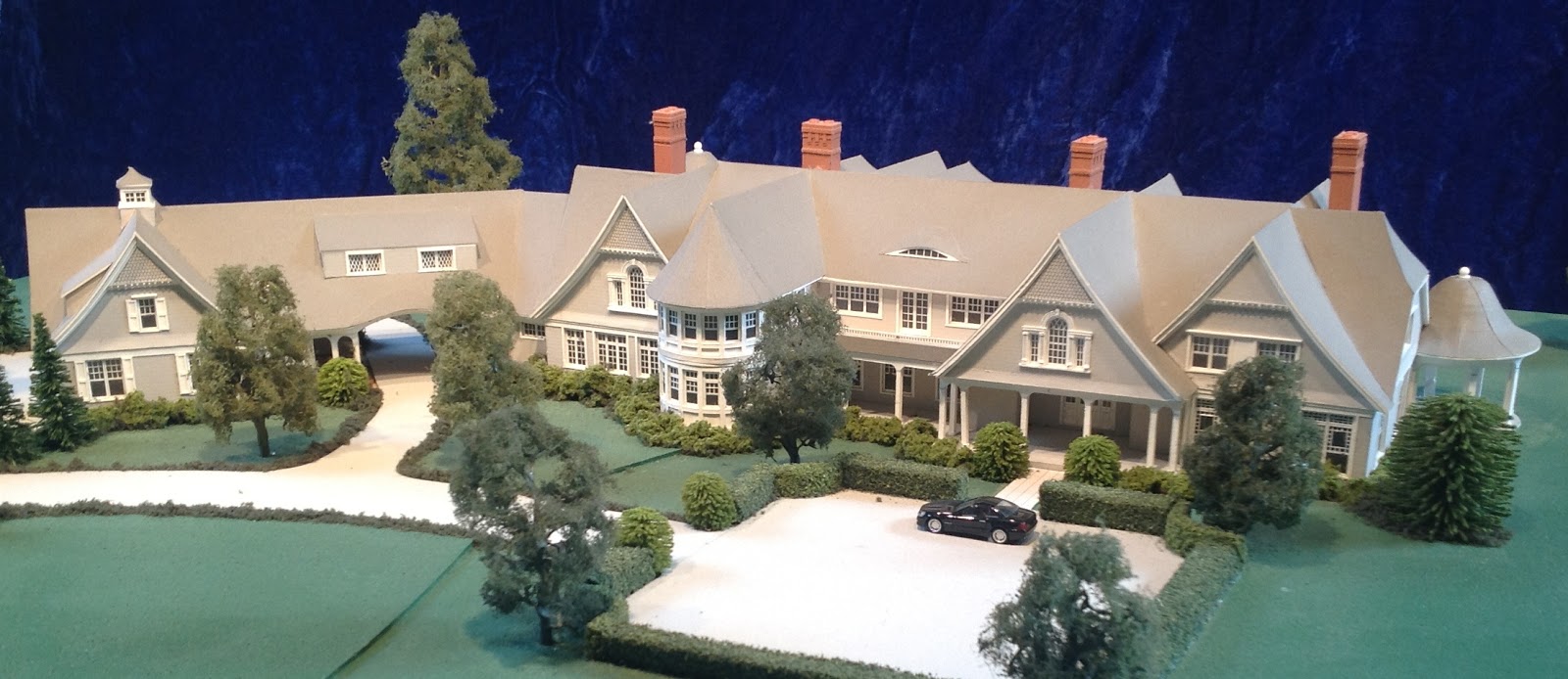 Gary Lawrance Architect and Model Maker featured in "Mansion" section