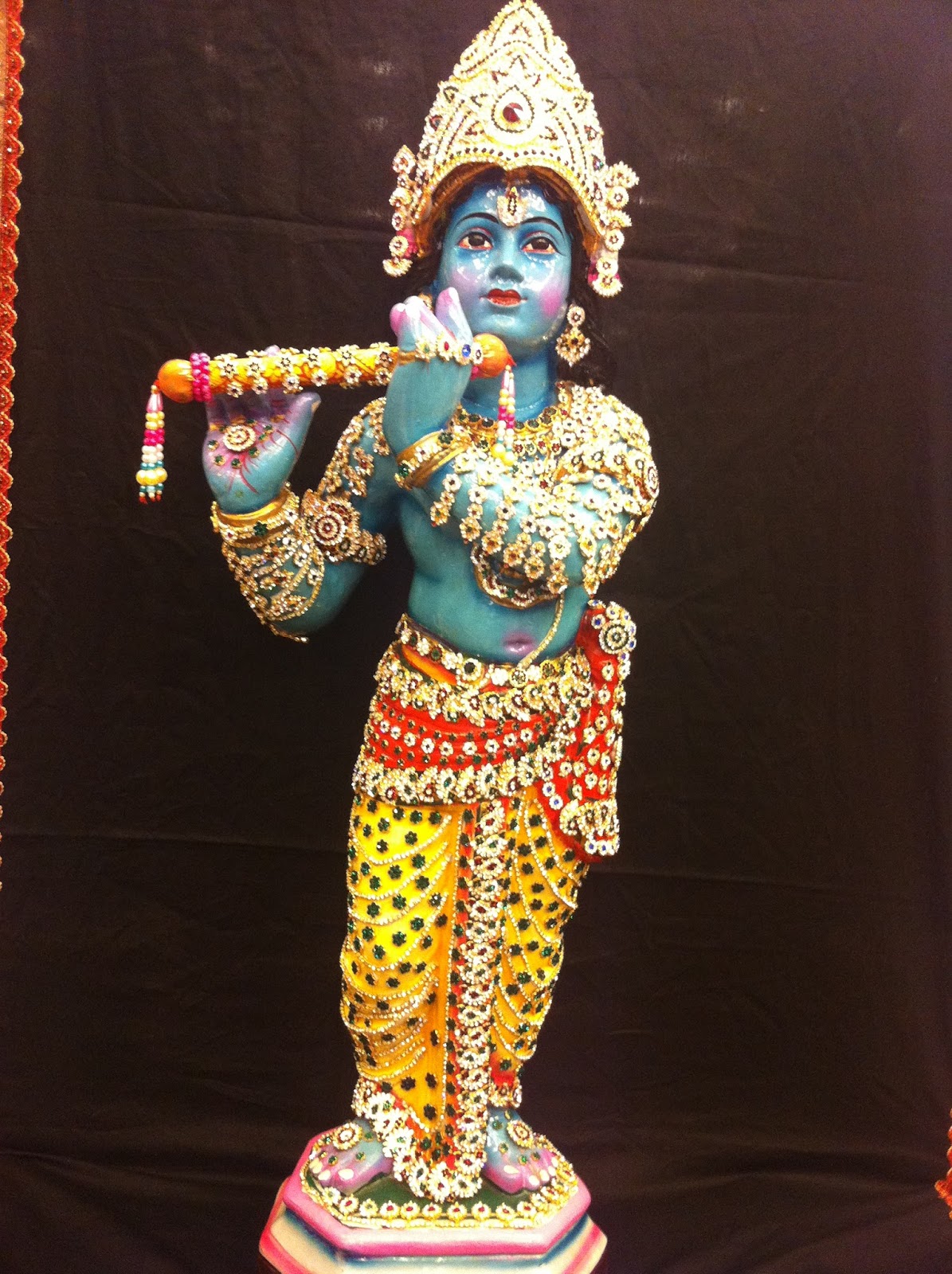 SHRINGAR COSTUMES LORD KRISHNA IDOL /KRISHNA IDOL /DECORATED KRISHNA