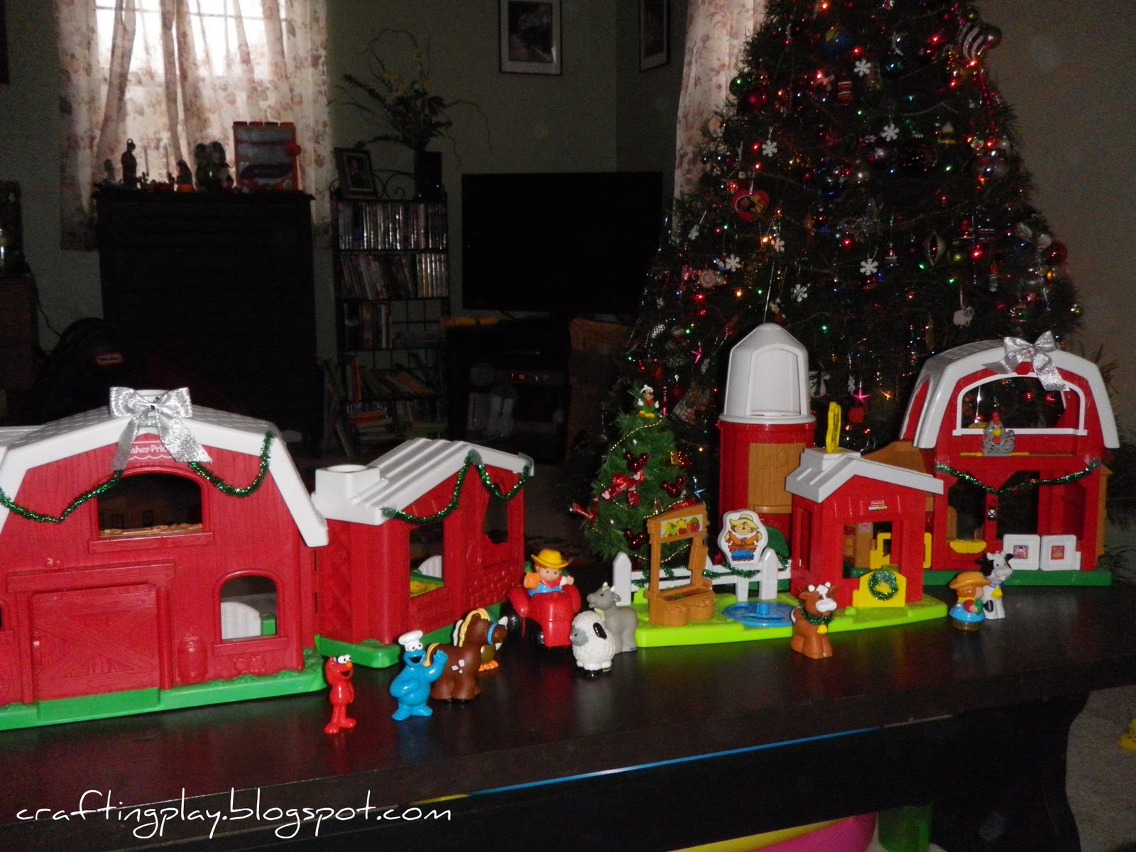 Crafting Play Christmas on the Farm