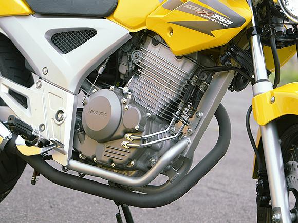 CBX 250 TWISTER 2008 VERMELHA - - Confianca motos arcos