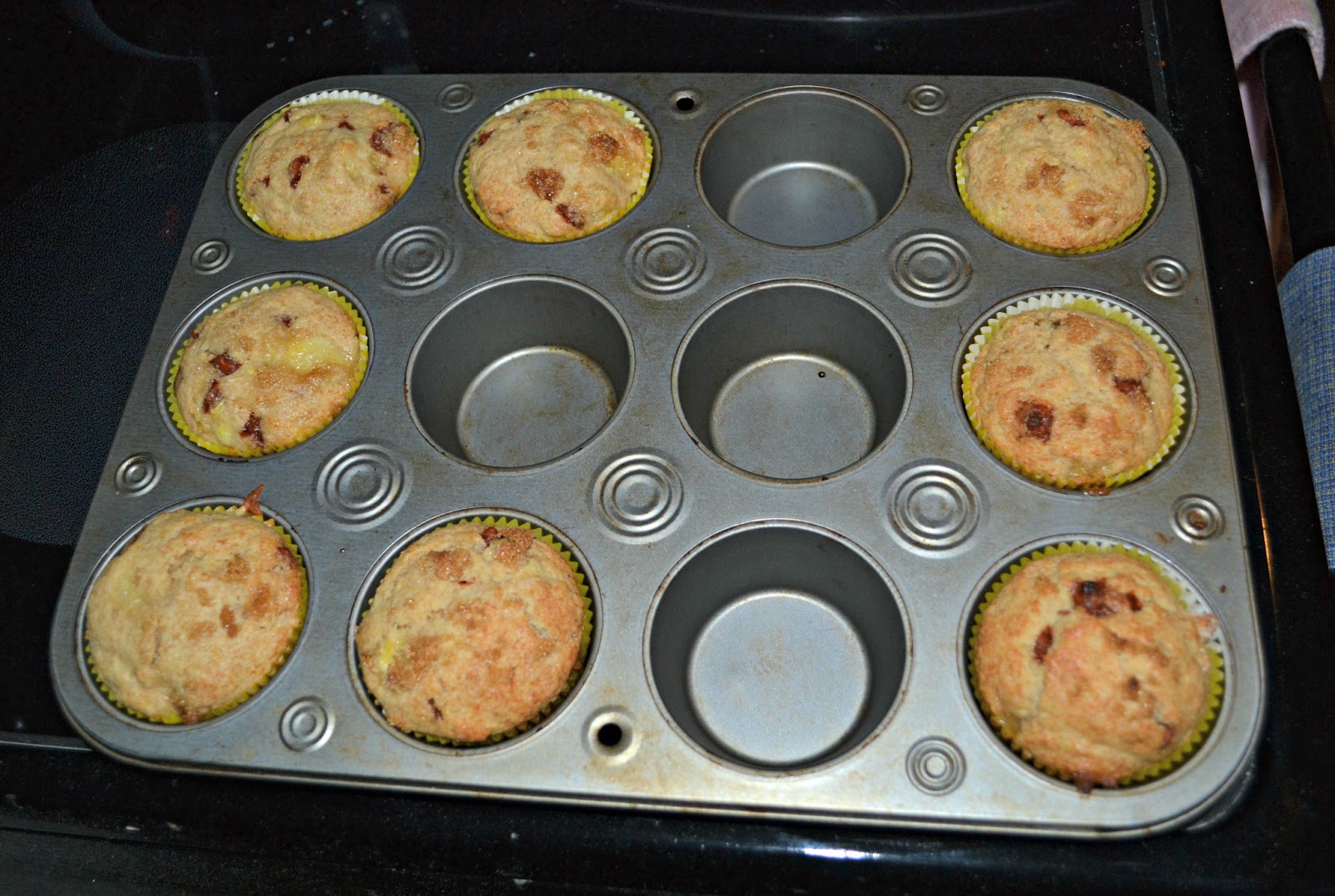 Bananas Foster Muffins HezziD's Books and Cooks