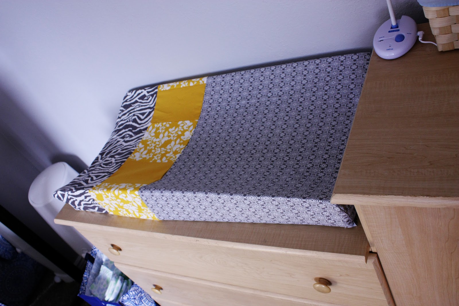 Fisher's Mommy DIY Changing Pad Cover