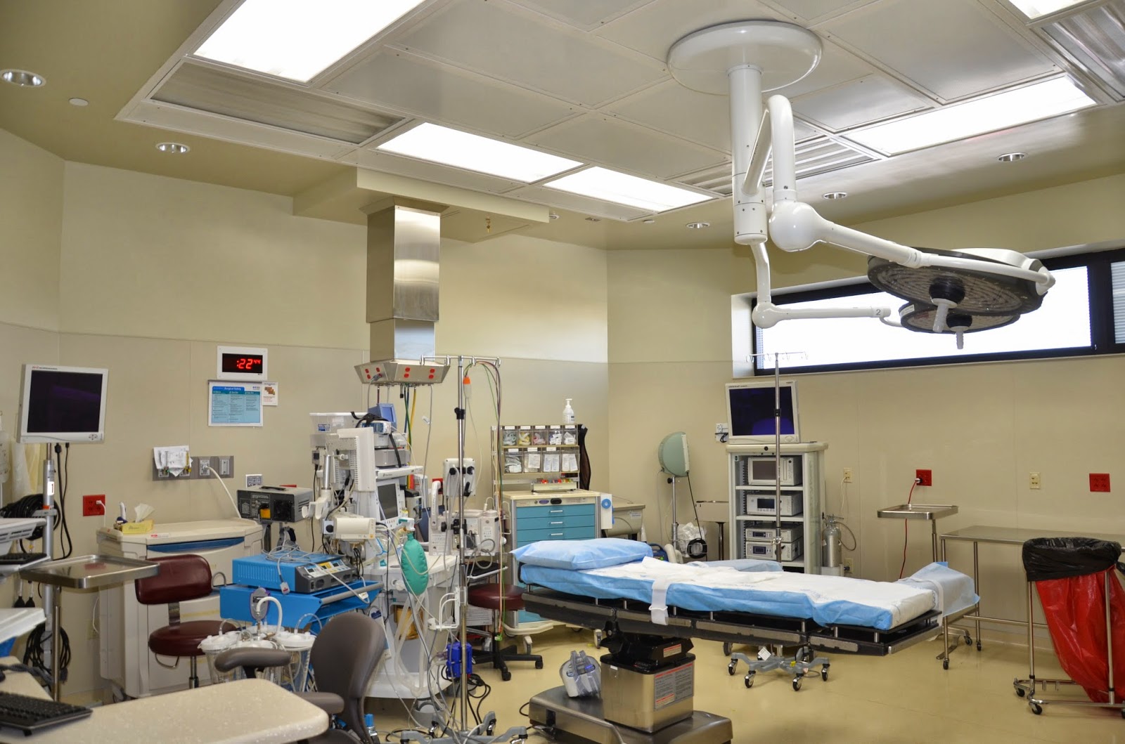 P.J. Hoerr, Inc. OSF St. Joseph Medical Center Bloomington, IL