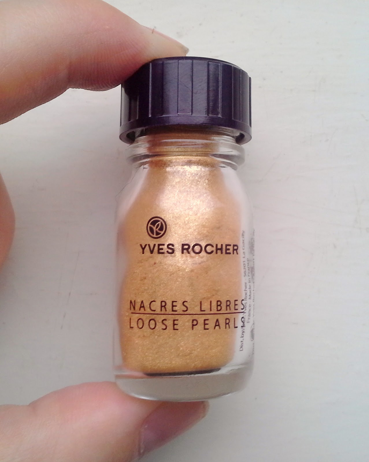 Yves Rocher Or ultra nacré eyeshadow review *Loevens makeup rambles*
