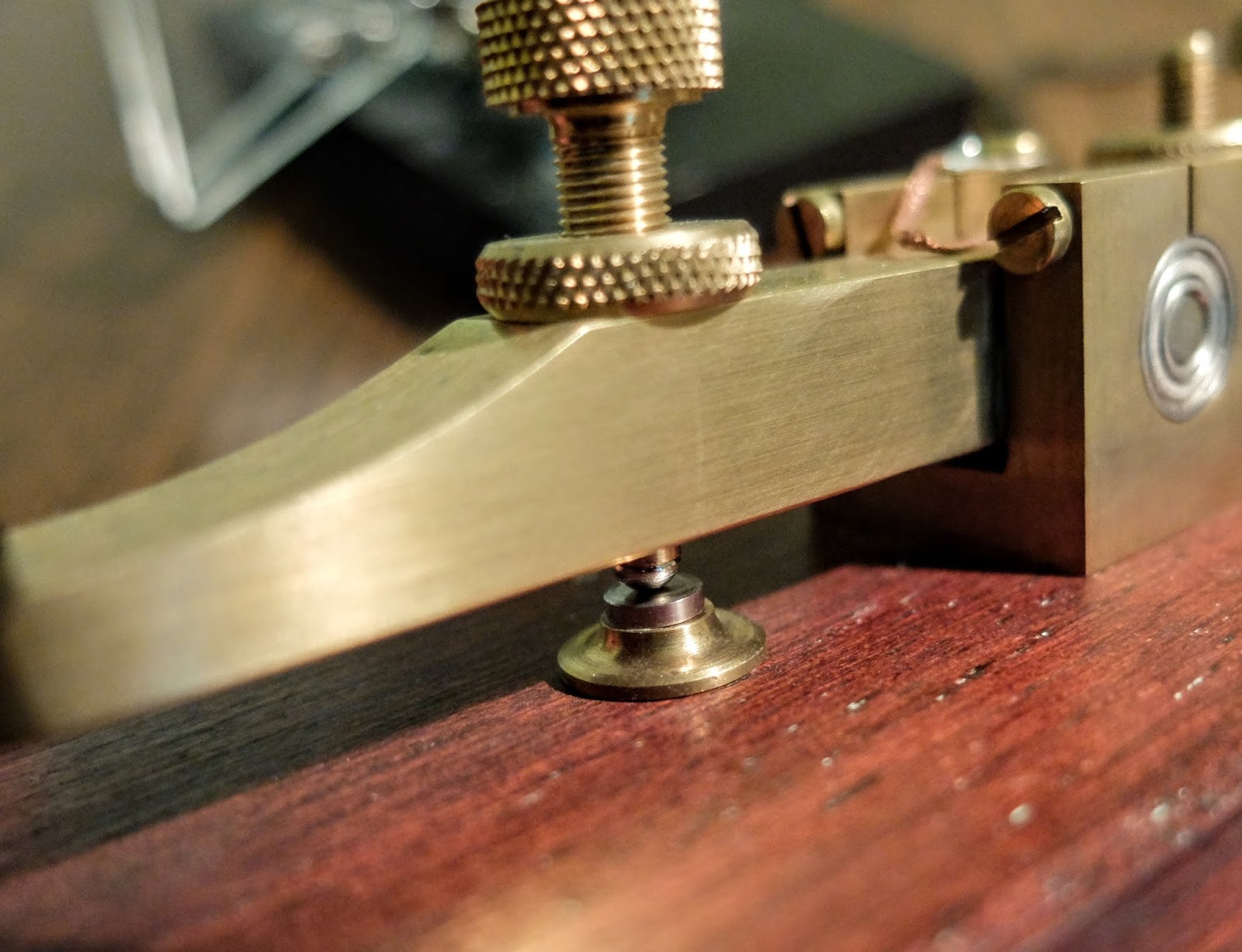 Ham Radio QRP Review of the Kent Hand Key