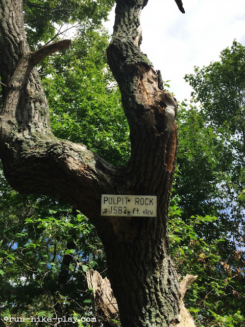 Pulpit Rock Elevation sign