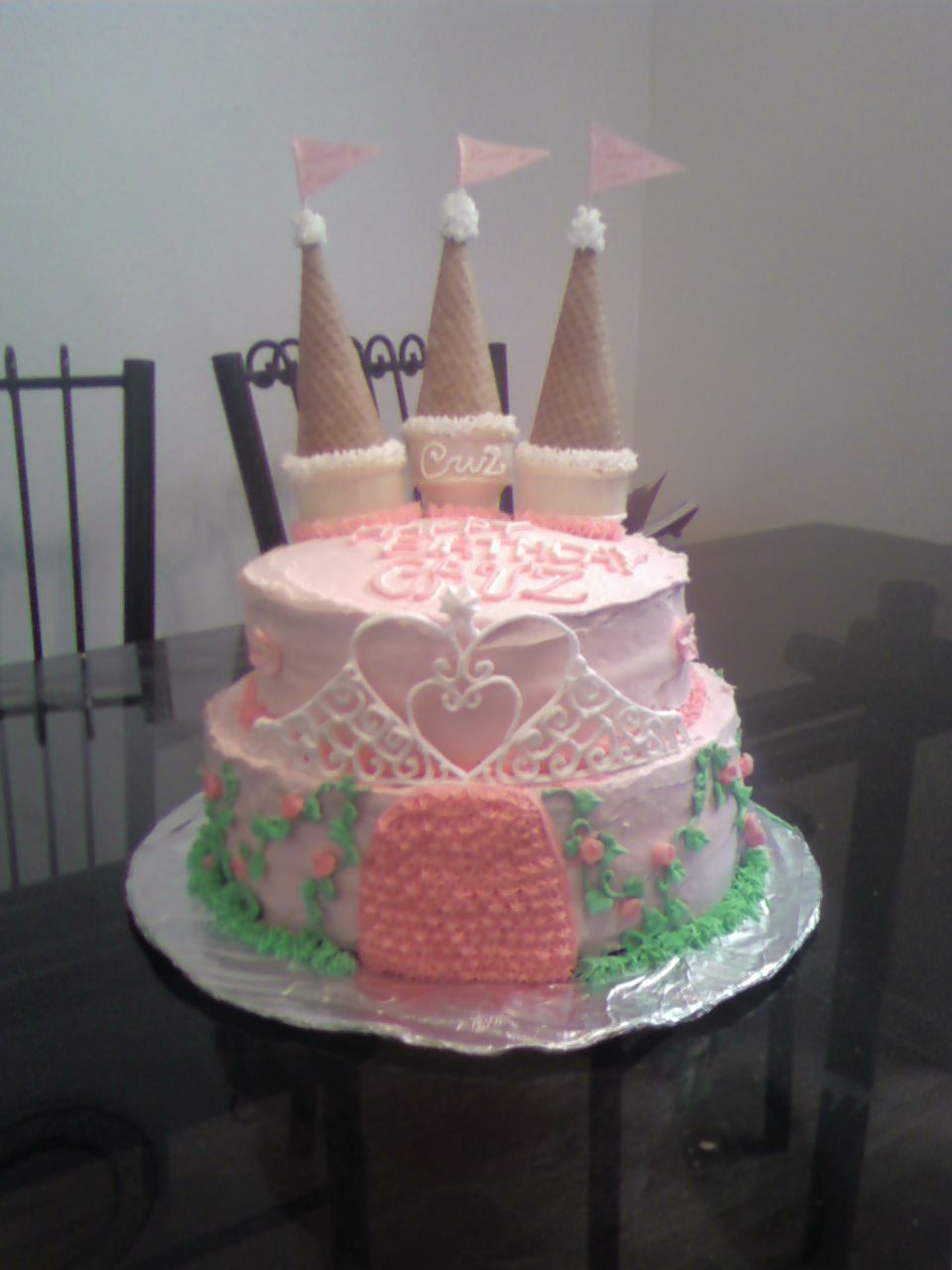 Chrissy P. Cakes: simple castle cake for little girl