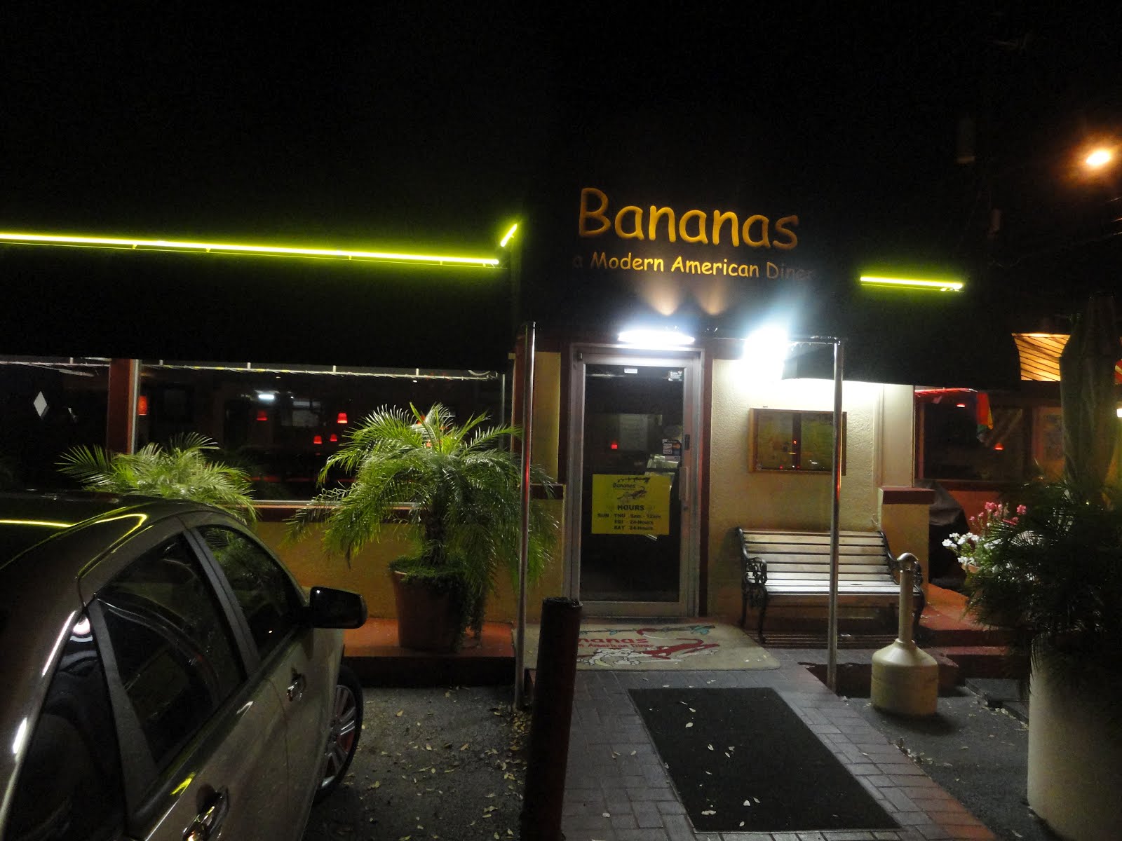 bananas diner