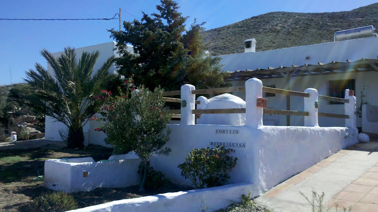 Casa-Cortijo Rural de La HIERBAUISA