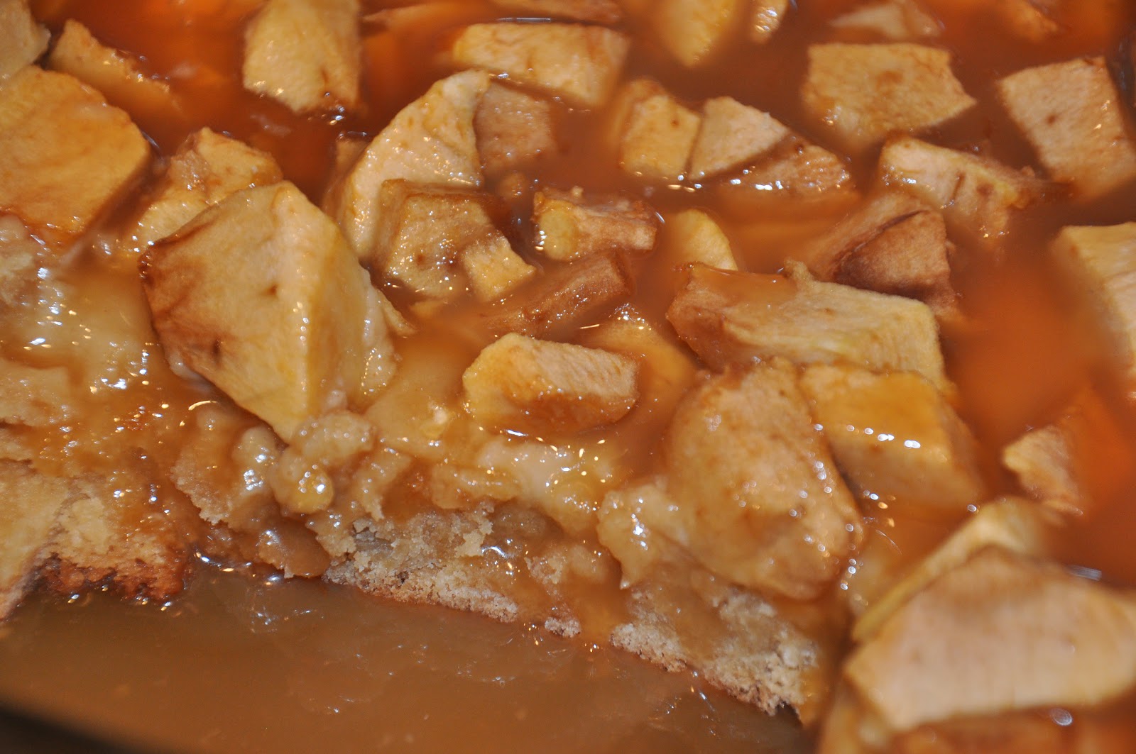 3 kids and lots of pigs to my pig pen Taffy Apple Bars