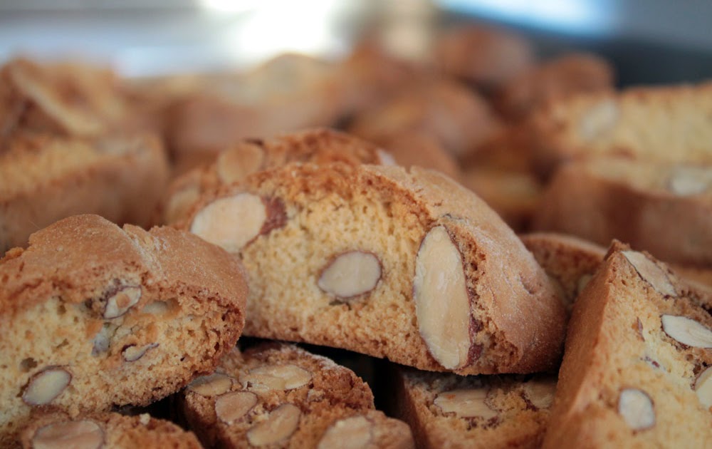 LE MARCHE PHOTO BLOG Biscotti, Cantucci or Straccadenti?