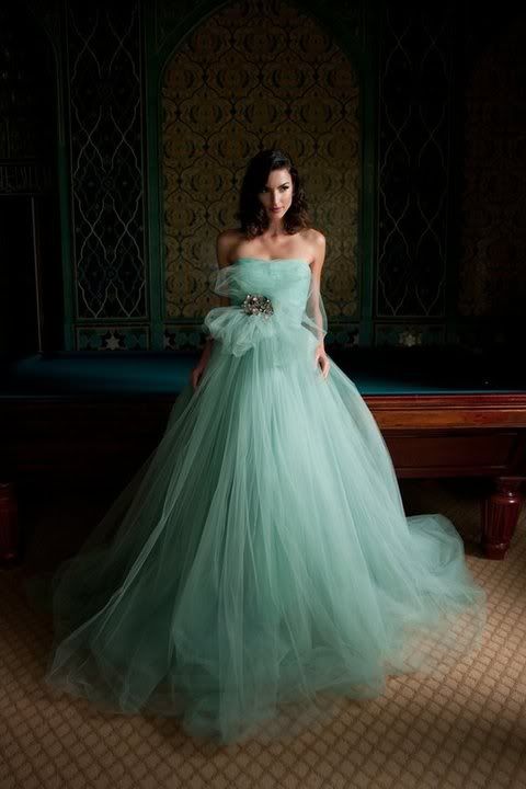 Bobbins and Bombshells: Mid-Week Inspiration: Tiffany Blue Wedding