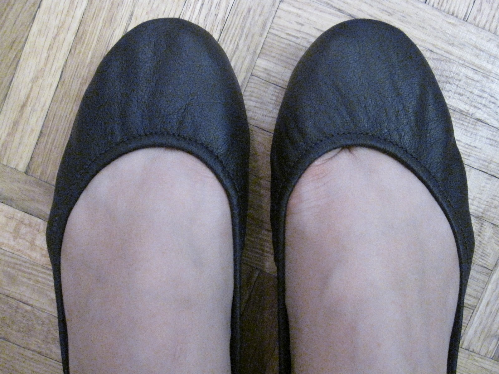 shoes for duck shaped feet