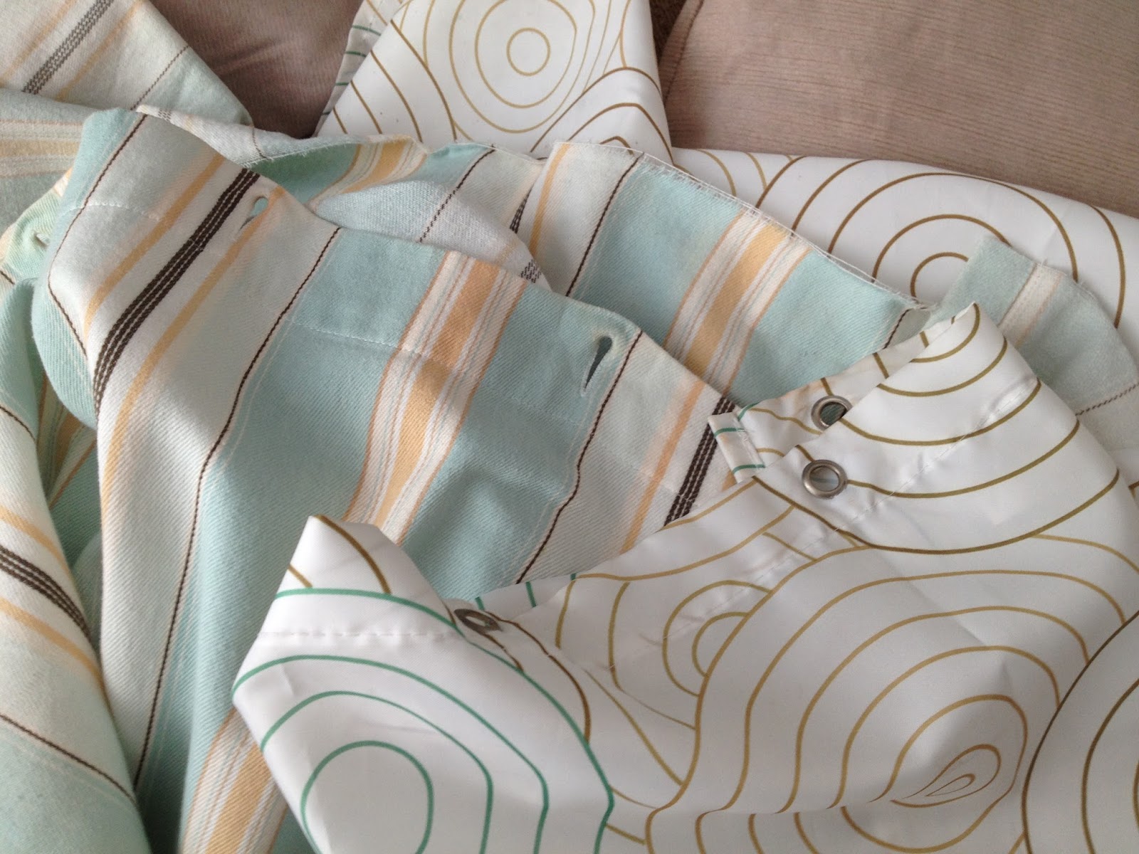 Mi Manzana Azul: Una idea para las cortinas de baño que ya no quieres