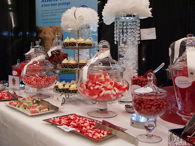 bar a bonbons candy bar buffet wedding corporate red rouge glamour chic