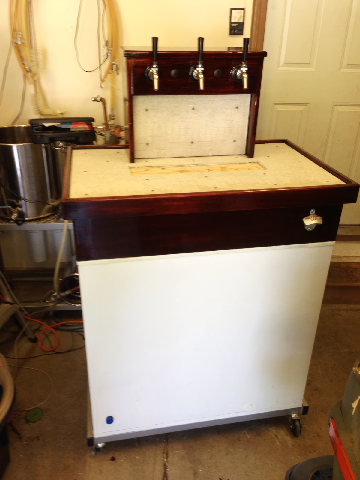 Microbus Brewery New Keezer Finished!
