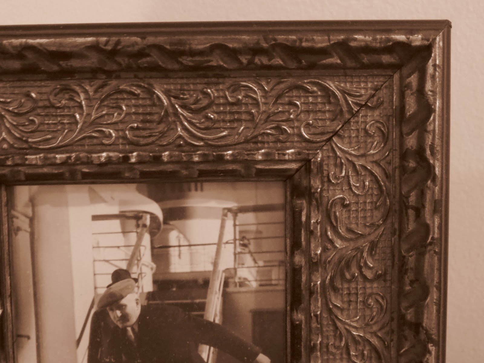 Sheffield Fake Antique Frames