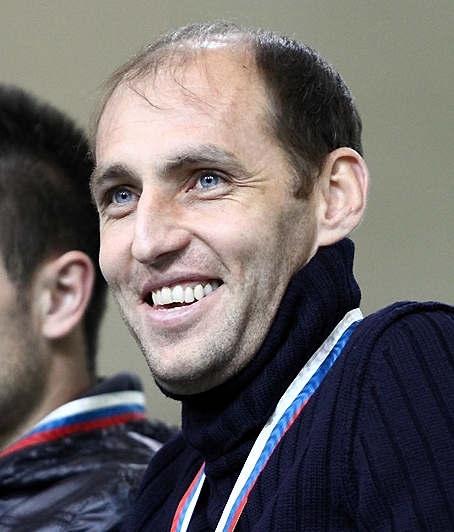 ELVIR RAHIMIĆ ZMAJEVI BOSNE