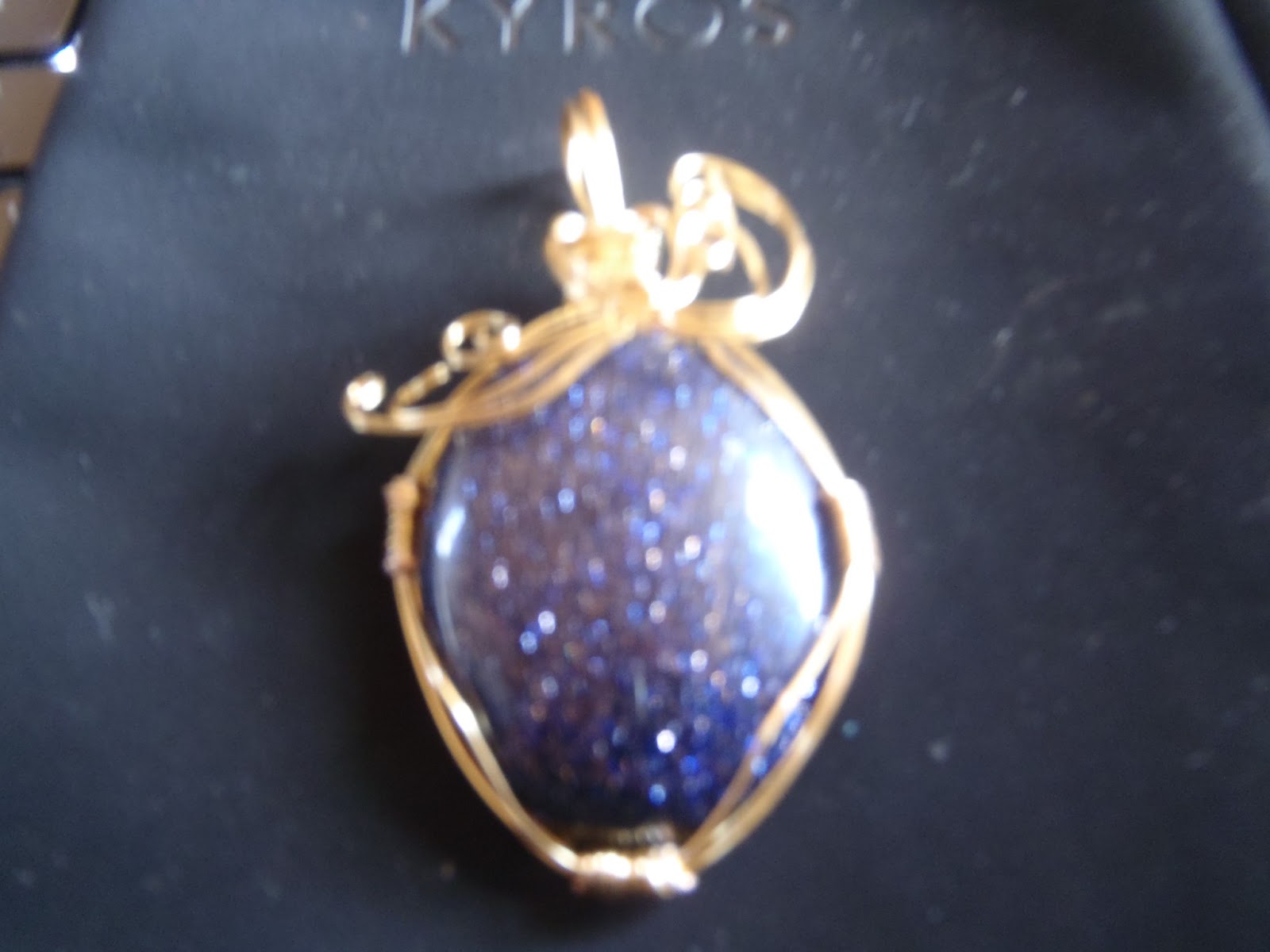 The Wonderful World of Gemstones Goldstone