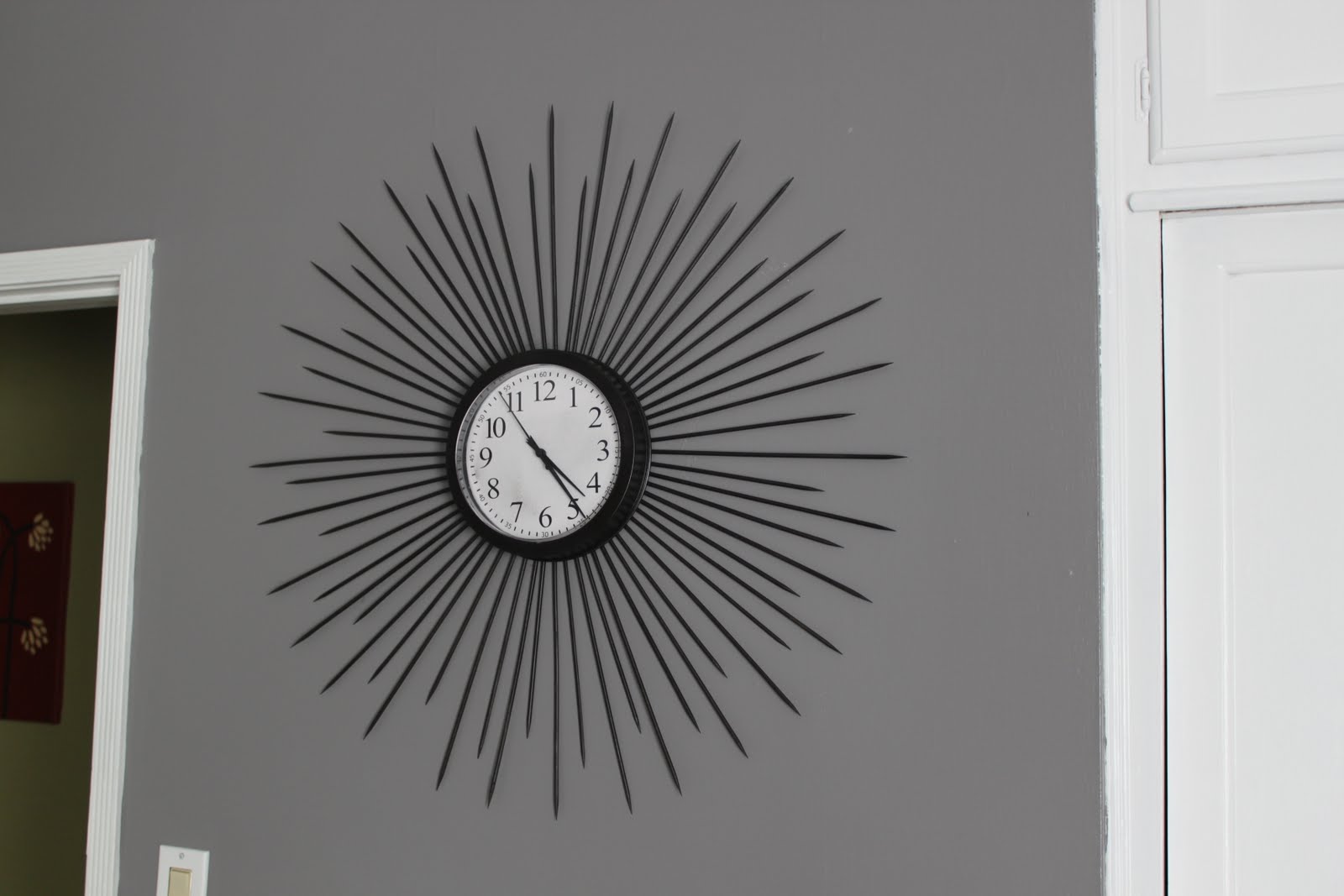 Suite Revival Sunburst clock.