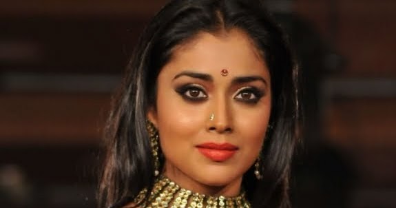 Actress Shreya sexy hot pics