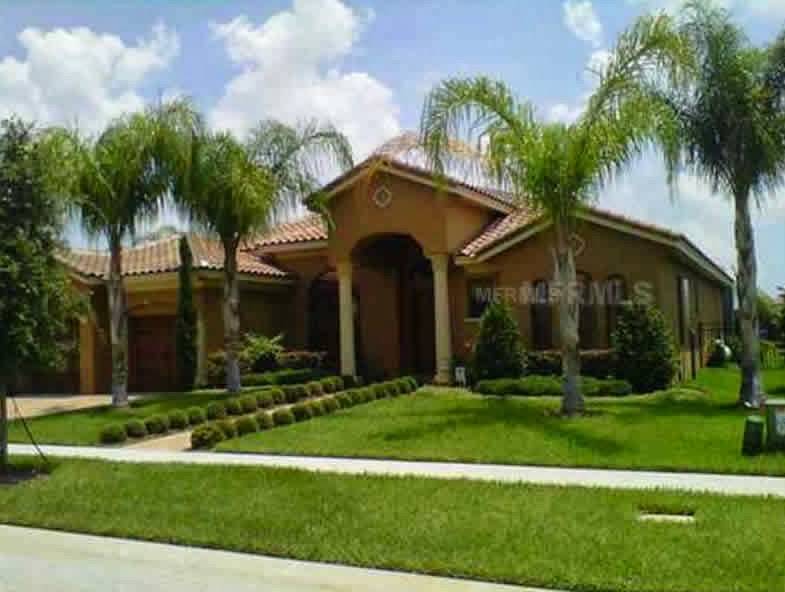 Casa Luxuosa com Piscina e Área Exclusiva em Orlando $600,000