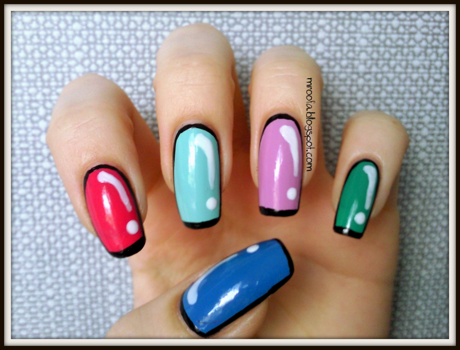 Comic Nails II Mroofa
