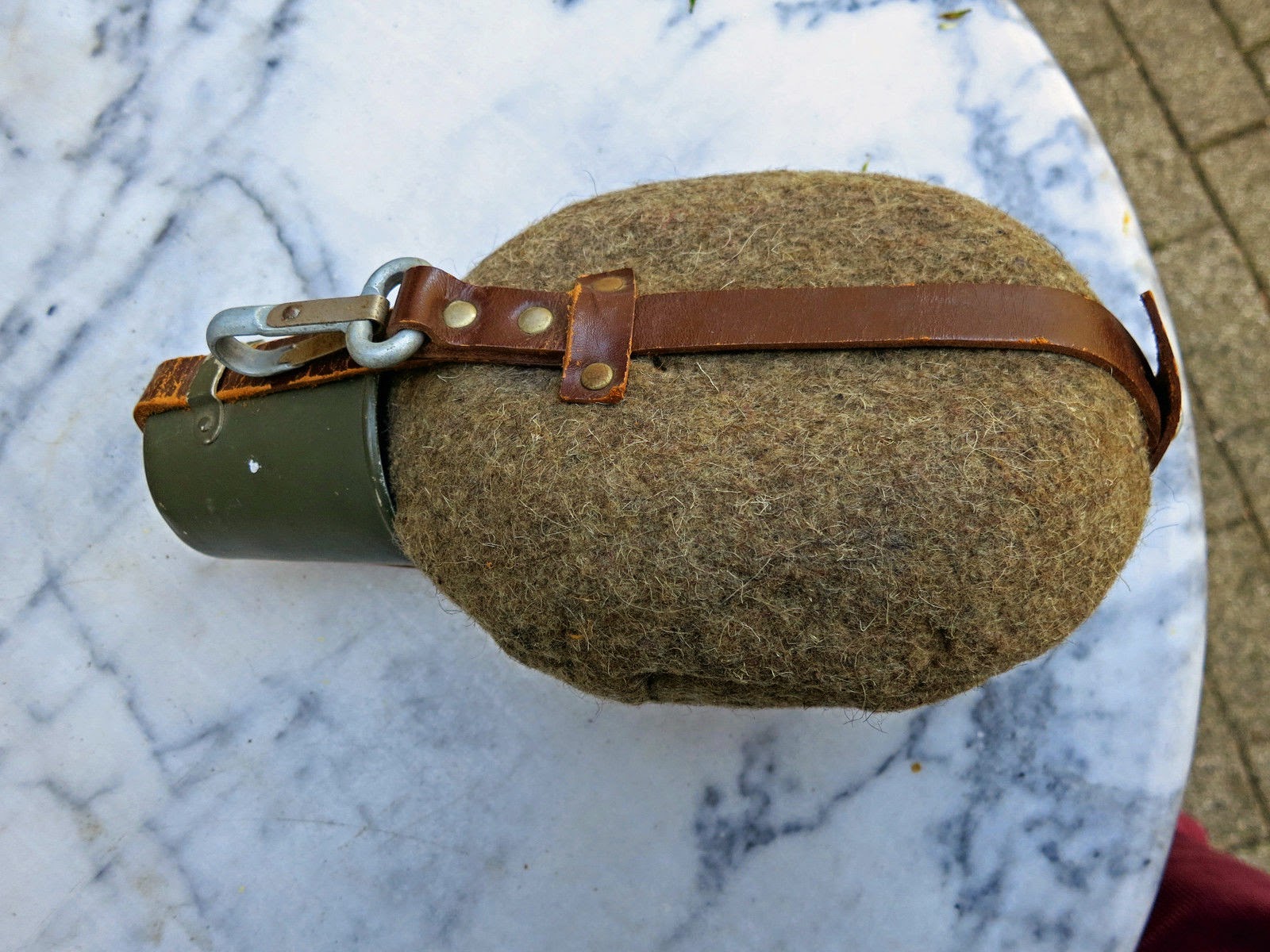 bingbabel East German Army Aluminium Canteen