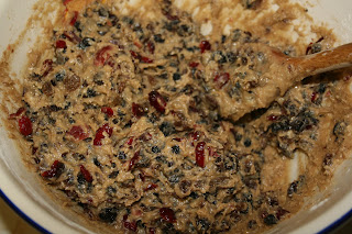 Miss Elizabeth's Baking Blog: Mary Berry's Quick Boiled Fruit Cake