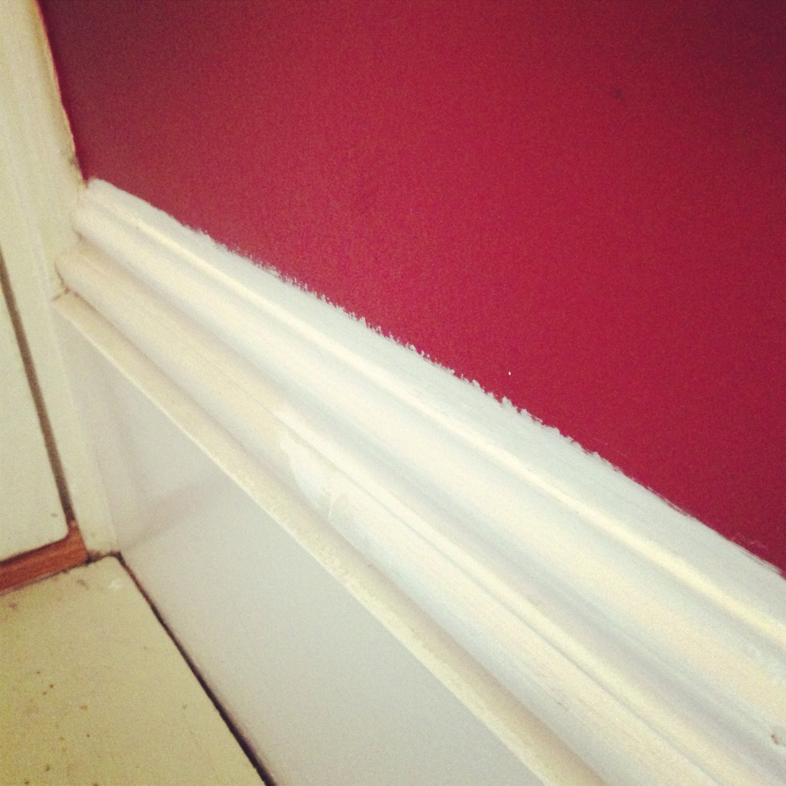 Shannon K. Wheeler How to paint old plaster walls WITHOUT painter's tape.