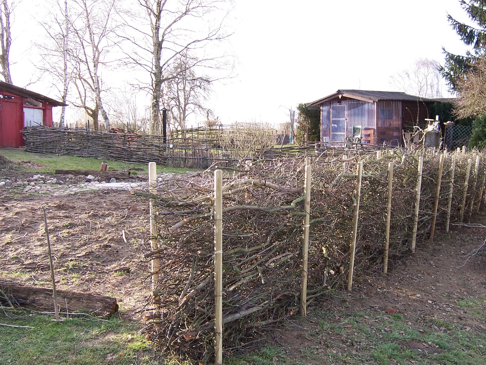 Landleben & Literatur Eine Benjeshecke für den Garten