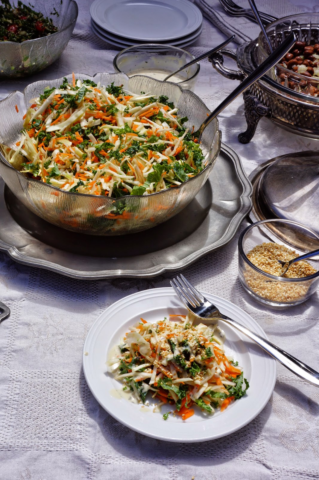 Cabbage, kale and carrot salad with sweet tahini dressing Tera Solara