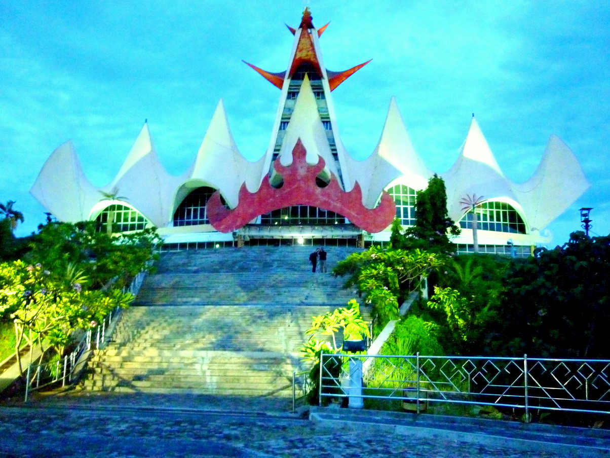 Keindahan Menara Siger