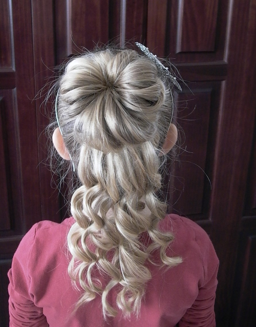 Hairstyles How To Do How To Do Little Girls Hairstyles Half Bun