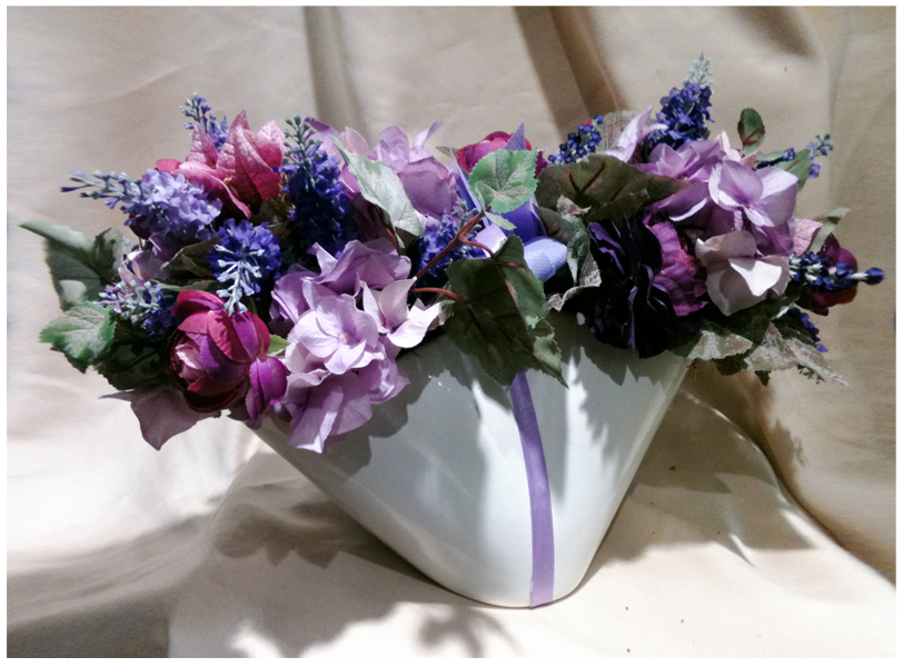 Florist in Rome: Purple Artificial Floral Arrangements