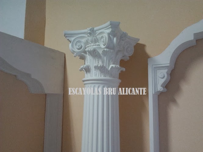 Escayolas Bru Alicante: Columnas, Ménsulas, Capiteles, Pilastras
