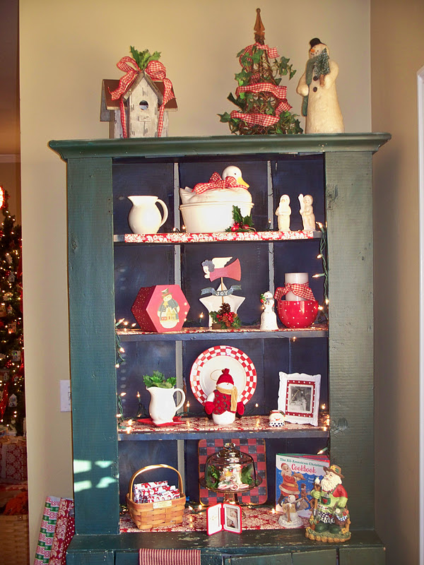 Carol's Heirloom Collection Kitchen Cupboard Christmas Bling