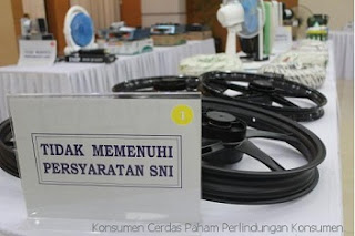 Konsumen Cerdas Paham Perlindungan Konsumen Konsumen Cerdas Paham Perlindungan Konsumen