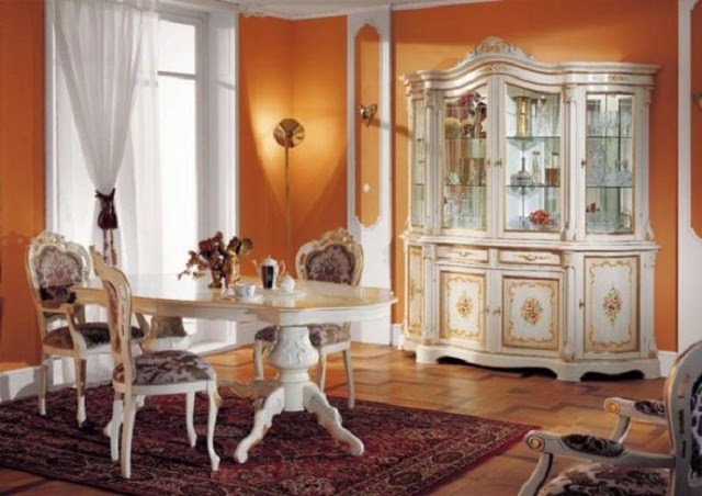 Traditional Italian Furniture picture