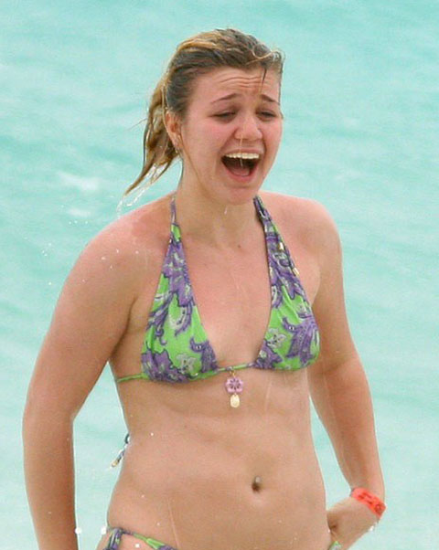 Kelly Clarkson Hot Images 2011.