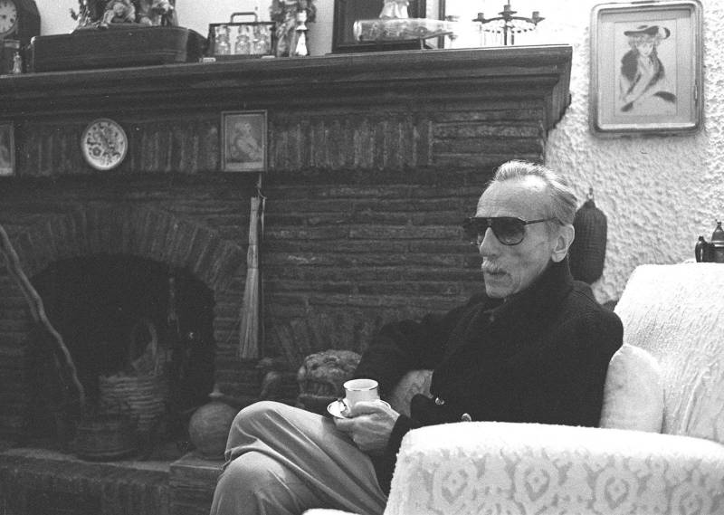 Eduardo De Filippo, l'uomo e l'arte della commedia STO CCA'... poesia