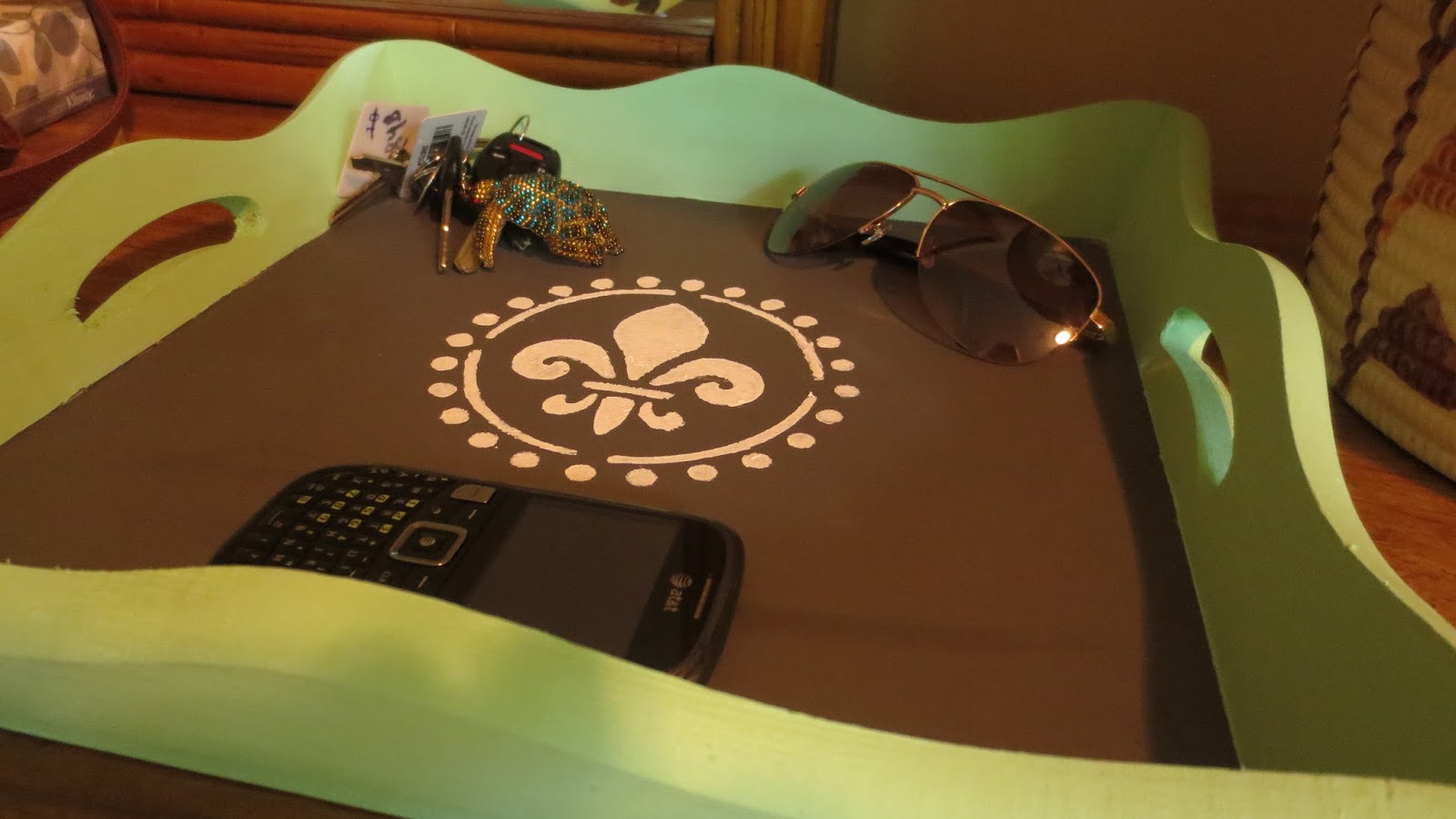 Interior Shareapy: DIY Coffee Table Tray