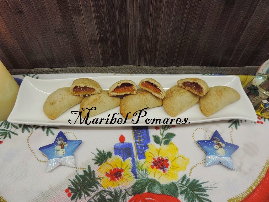 Pastelillos O Empanadas Dulces De Cabello De Ángel Y Boniato.
