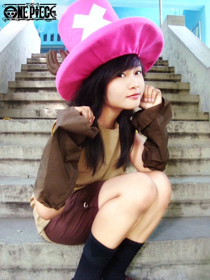 -http://1.bp.blogspot.com/-Pxn3DXmNp8Y/T4eL0pmVr0I/AAAAAAAAHso/yO57rXxd--w/s1600/One-Piece-Cosplay-002-Chopper-by-Nandamegumi.jpg