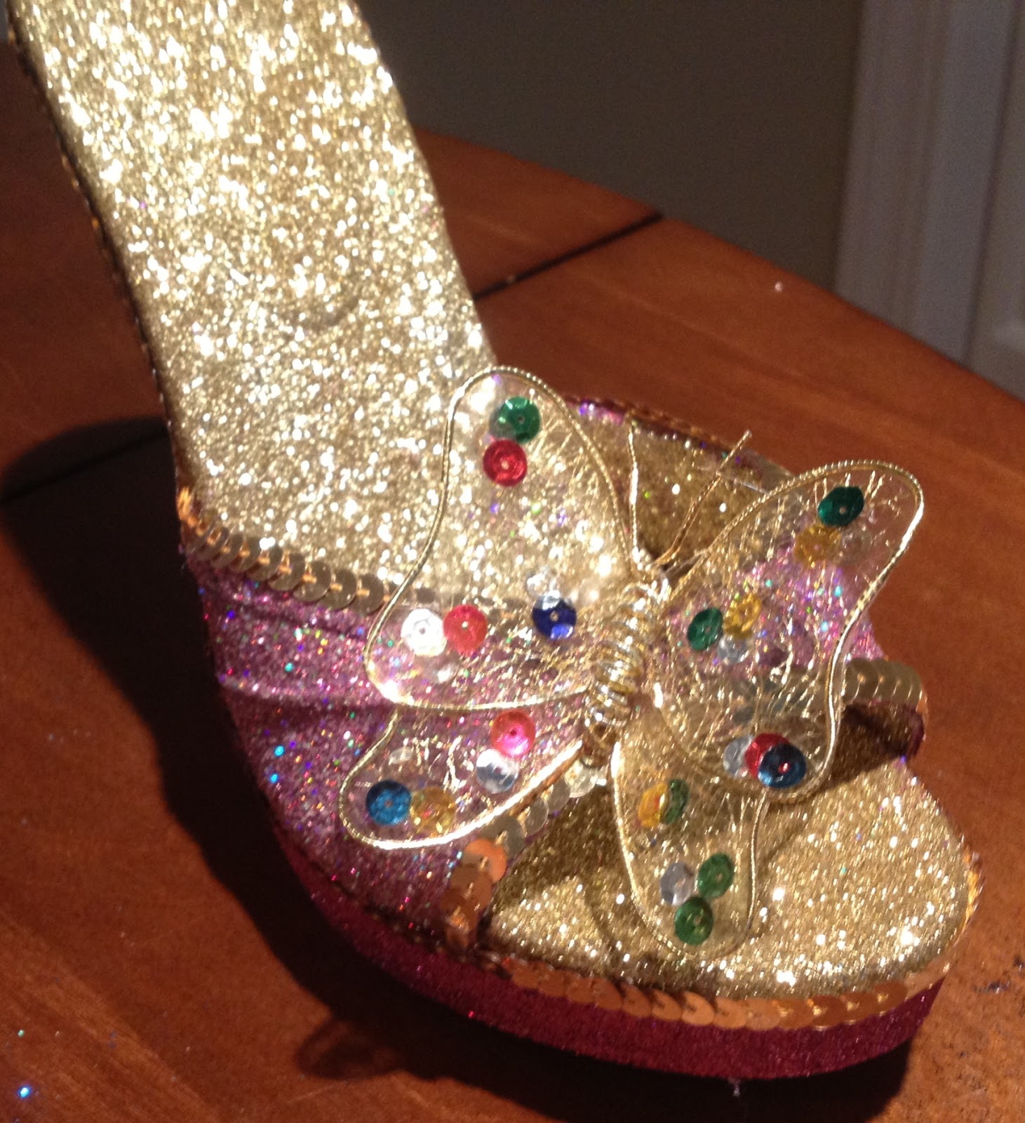 Confessions of a glitter addict Pink and Gold Butterfly Shoe