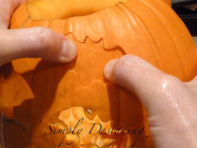 Pumpkin CookieCutter 04 | Carving a Pumpkin with Cookie Cutters | 14 |