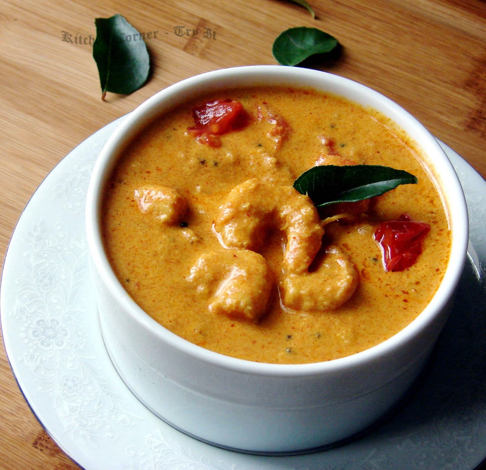 Simple Shrimp Curry/Chemmeen Oyichu Curry