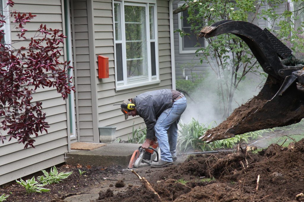 The Contractor Report Concrete dust is toxic!