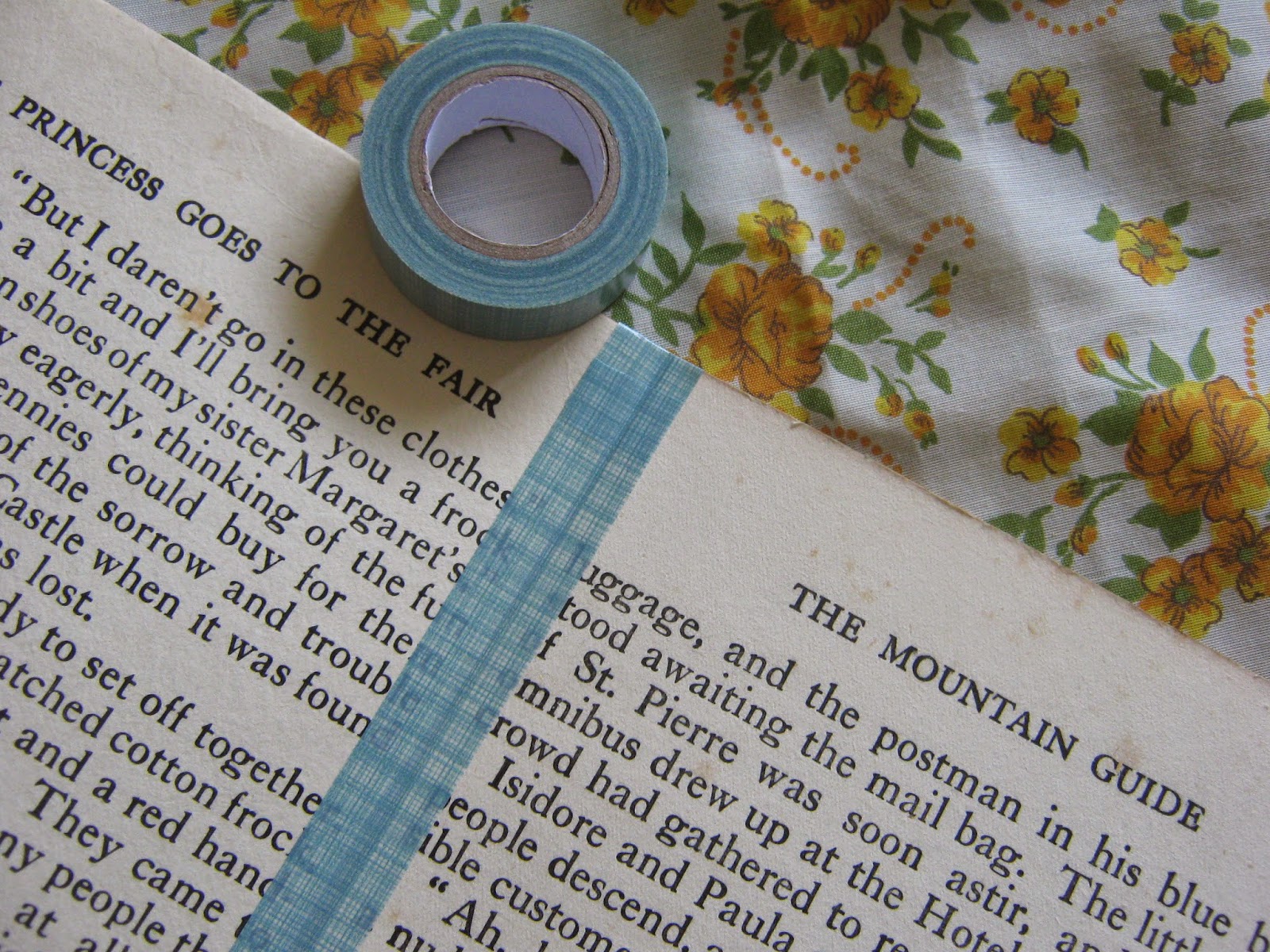 How To Make a Pressed Flower Notebook Awake + Make A Blog for